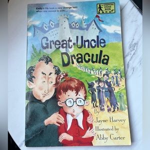Kids books Great uncle Dracula by Jean Harvey